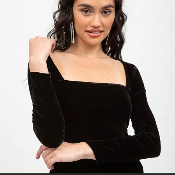 n: Philanthropy Revolve Armida Black Square Neck Long Sleeve Velvet Top.Size M - Picture 1 of 12
